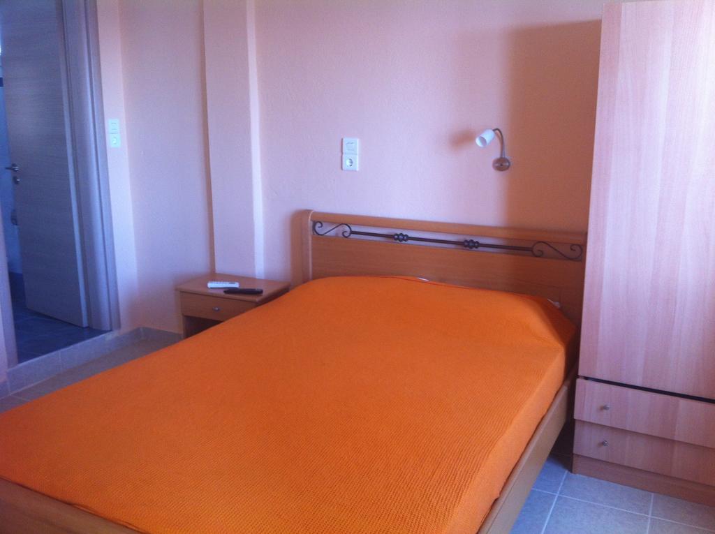 Melissa Rooms Ágios Kírykos Quarto foto